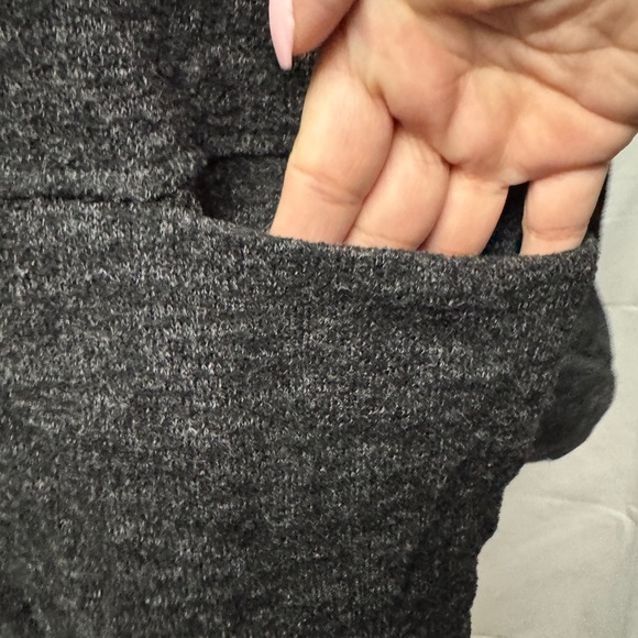 💎 Roots Long Sleeve Tunic Grey - Picture 6 of 10